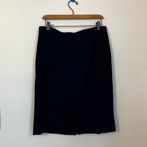 Women’s Pencil Skirt in Black